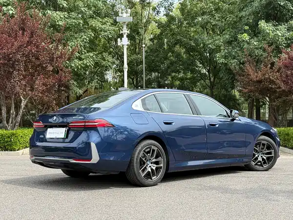 BMW i5 2024, фото 5