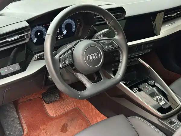 Audi A3 2023, фото 7