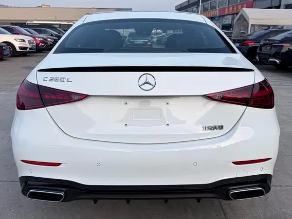 Mercedes-Benz C-Class 2025, фото 8