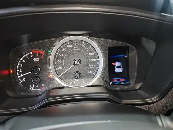 Toyota Corolla 2022, фото 11