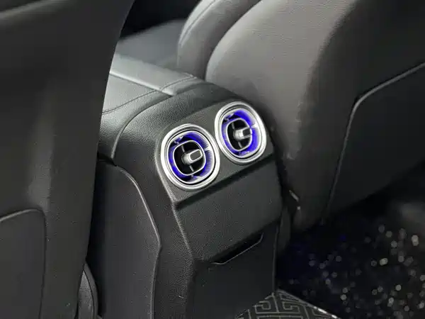 Mercedes-Benz C-Class 2022, фото 15