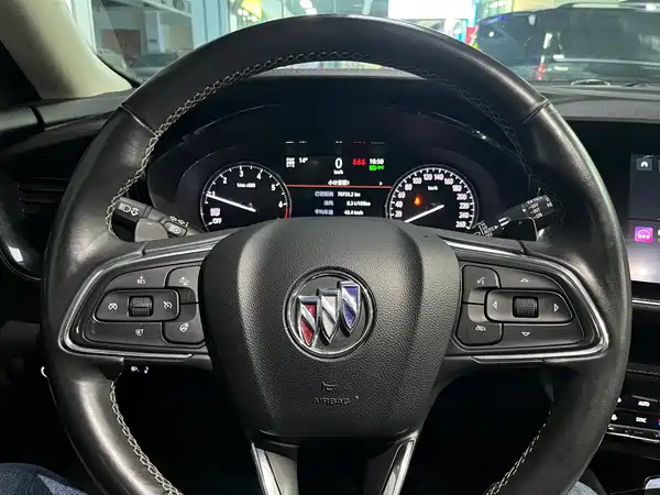 Buick Envision Plus 2023, фото 20