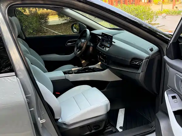 Nissan X-Trail 2023, фото 11