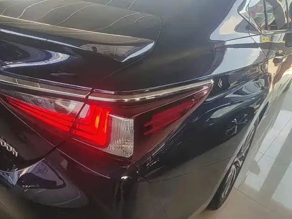 Lexus ES 2022, фото 7