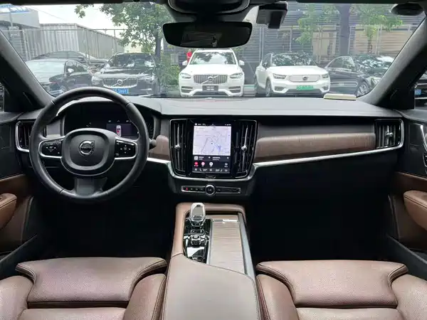 Volvo S90 2023, фото 6