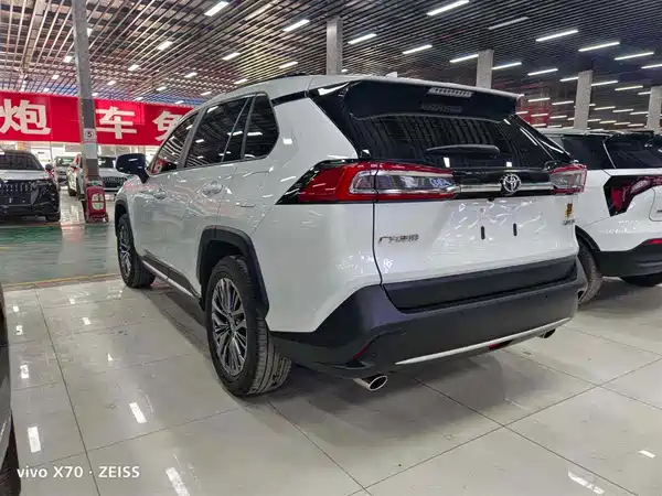 Toyota Wildlander 2024, фото 3