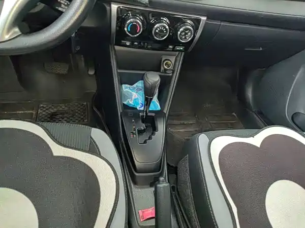 Toyota Yaris 2022, фото 13