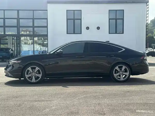 Honda Accord 2023, фото 20