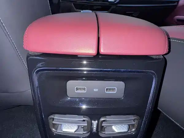 Jetour X70 PLUS 2023, фото 8