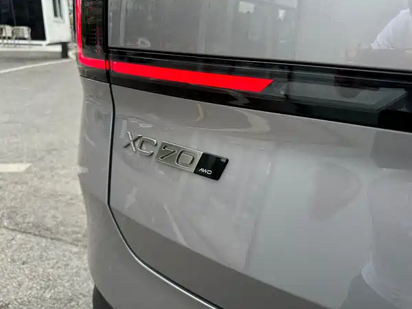 Volvo XC70 PHEV 2026, фото 19