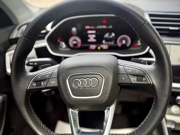 Audi Q3 2023, фото 20