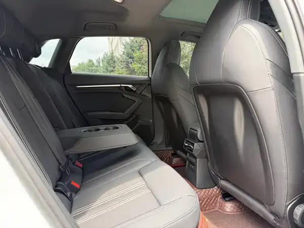 Audi A3 2022, фото 14