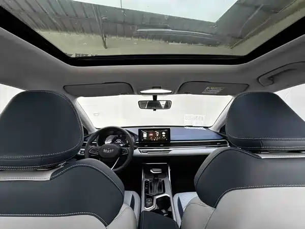 Geely Emgrand 2022, фото 20