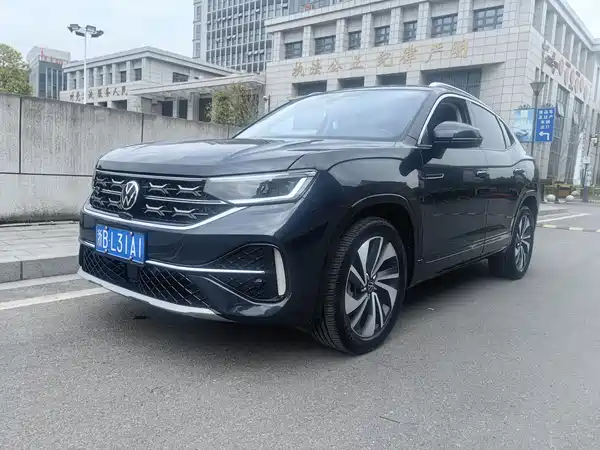 Volkswagen Tayron X 2023
