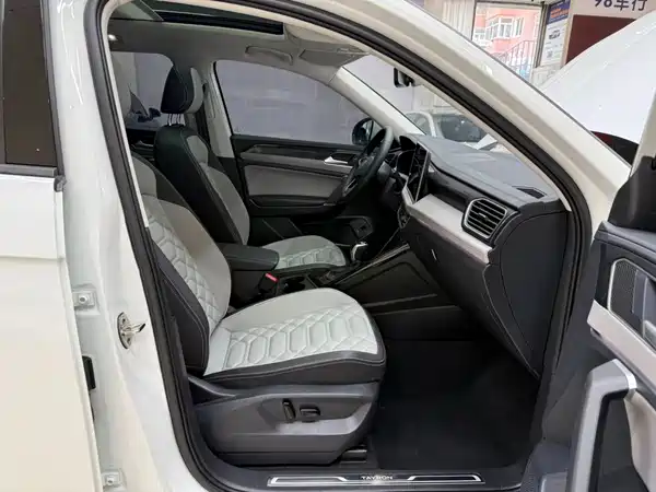 Volkswagen Tayron 2023, фото 21