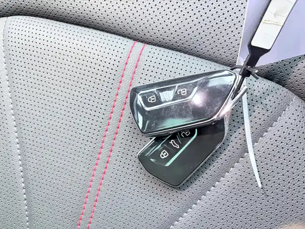 Volkswagen Lamando 2023, фото 9