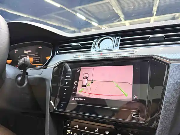 Volkswagen Magotan 2023, фото 8