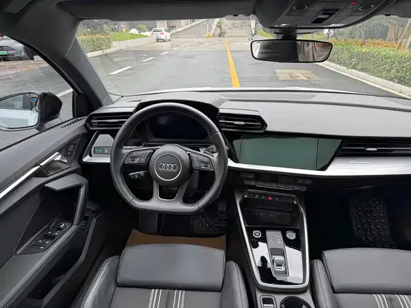 Audi A3 2022, фото 7