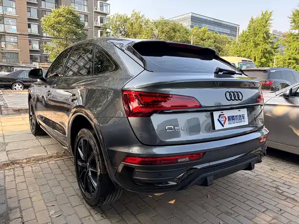 Audi Q5L Sportback 2022, фото 4