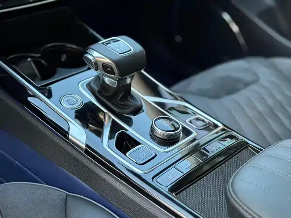 Hongqi HS5 2022, фото 17