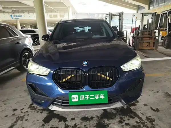 BMW X1 2022, фото 2
