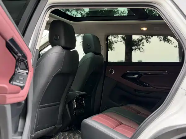 Land Rover Range Rover Evoque 2022, фото 11