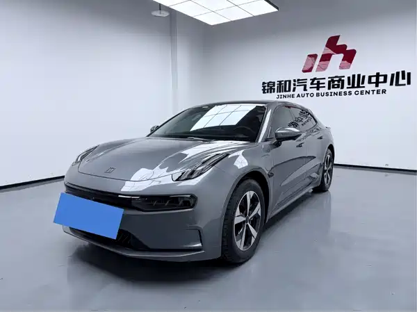 Zeekr 001 2022