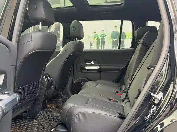 Mercedes-Benz EQB 2023, фото 13