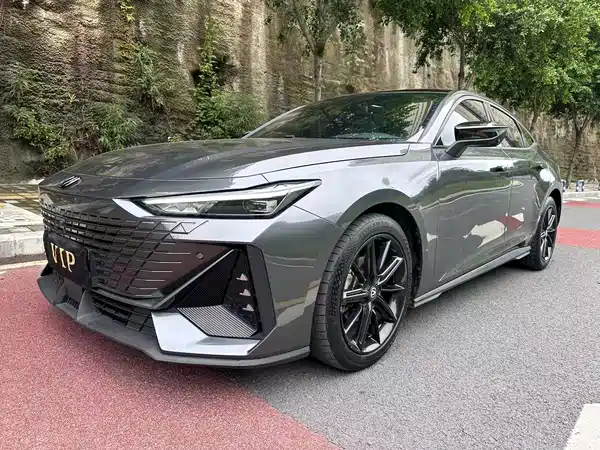Changan UNI-V 2022