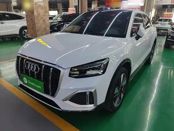 Audi Q2L 2022