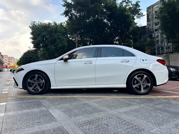 Mercedes-Benz A-Class 2024, фото 7
