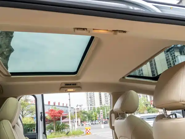 Buick GL8 2023, фото 13