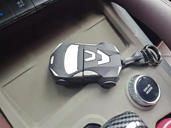Geely Monjaro 2024, фото 16