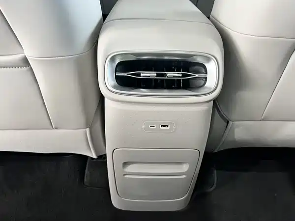 Leapmotor B10 2025, фото 25