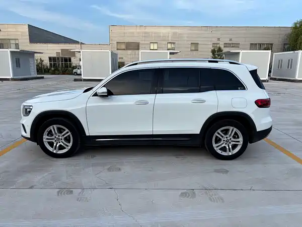 Mercedes-Benz GLB 2022, фото 3