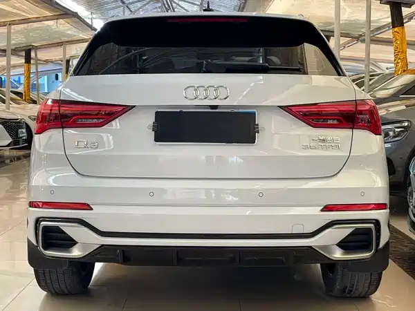 Audi Q3 2024, фото 5