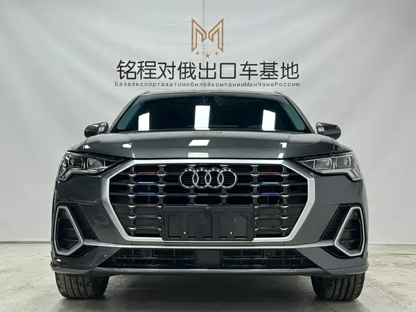 Audi Q3 2022, фото 2