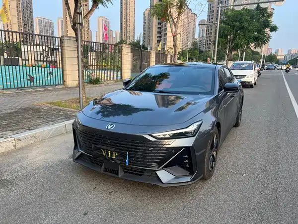Changan UNI-V 2022