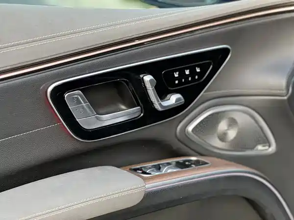 Mercedes-Benz EQS 2022, фото 5