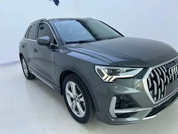 Audi Q3 2021, фото 3