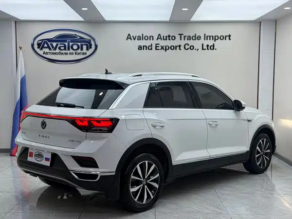 Volkswagen T-ROC 2023, фото 4
