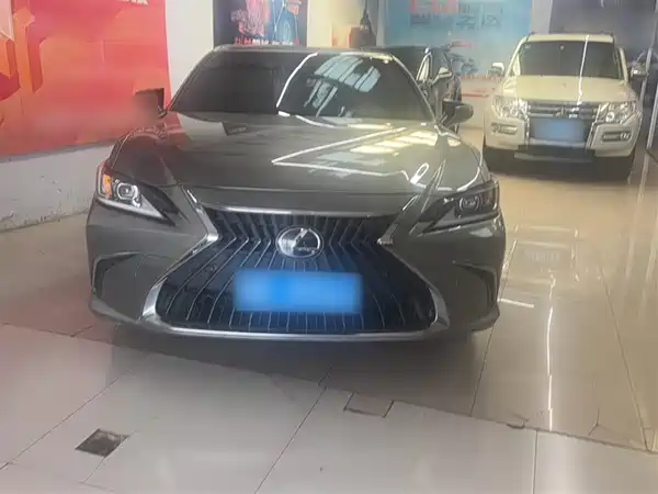Lexus ES 2022, фото 8