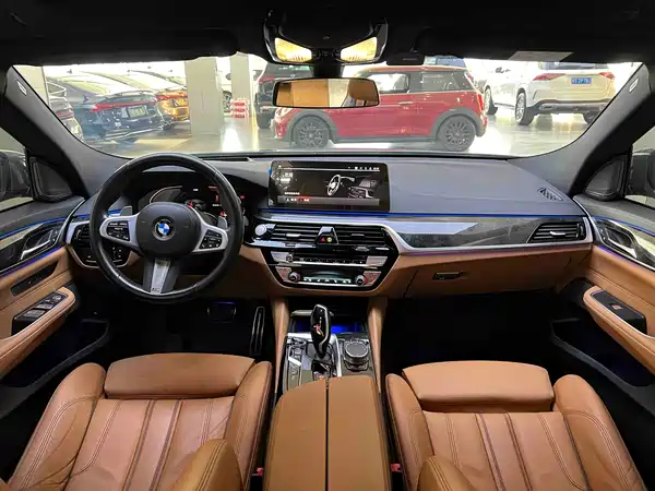 BMW 6 Series GT 2022, фото 5