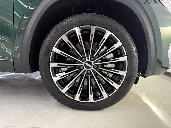 Geely Monjaro 2025, фото 8