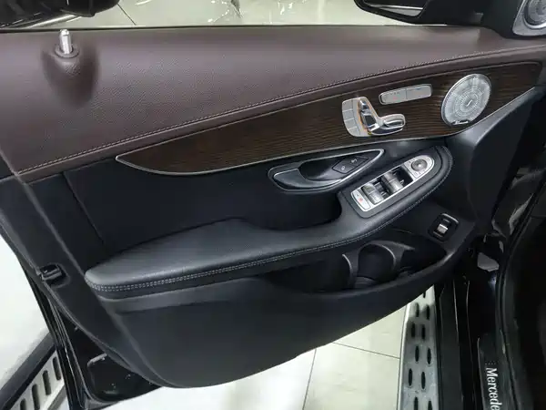 Mercedes-Benz GLC 2022, фото 13