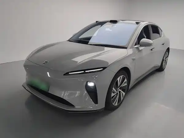 NIO ET5 2022