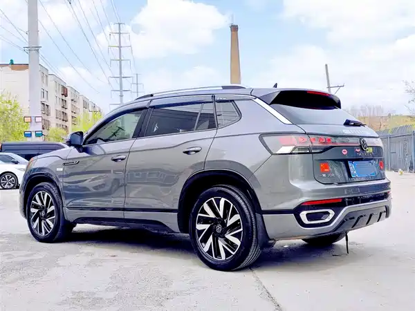 Volkswagen Tayron 2023, фото 6