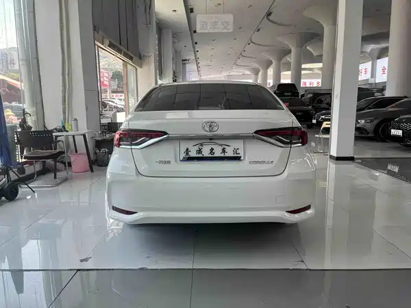 Toyota Corolla 2021, фото 6