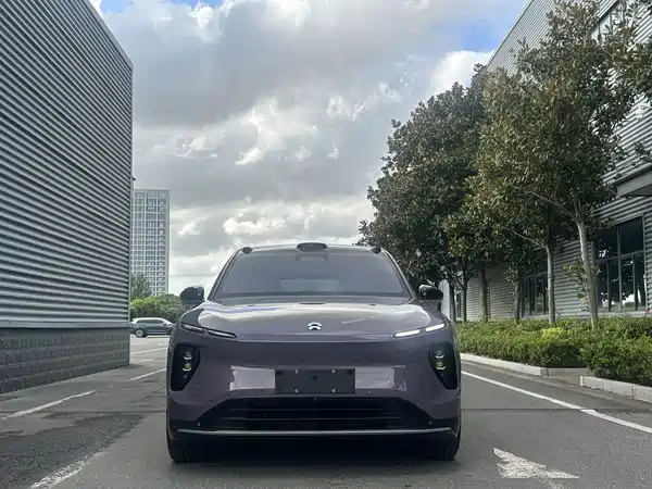 NIO EC6 2025, фото 9
