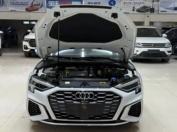 Audi A3 2023, фото 7